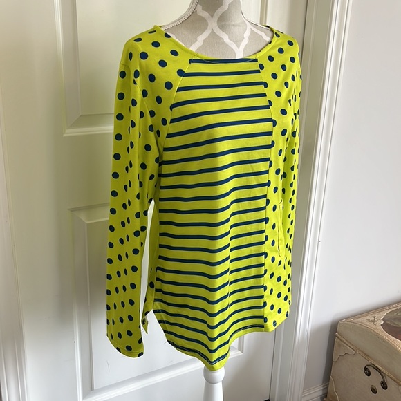 Unbranded polka dot top size xl - Picture 2 of 3